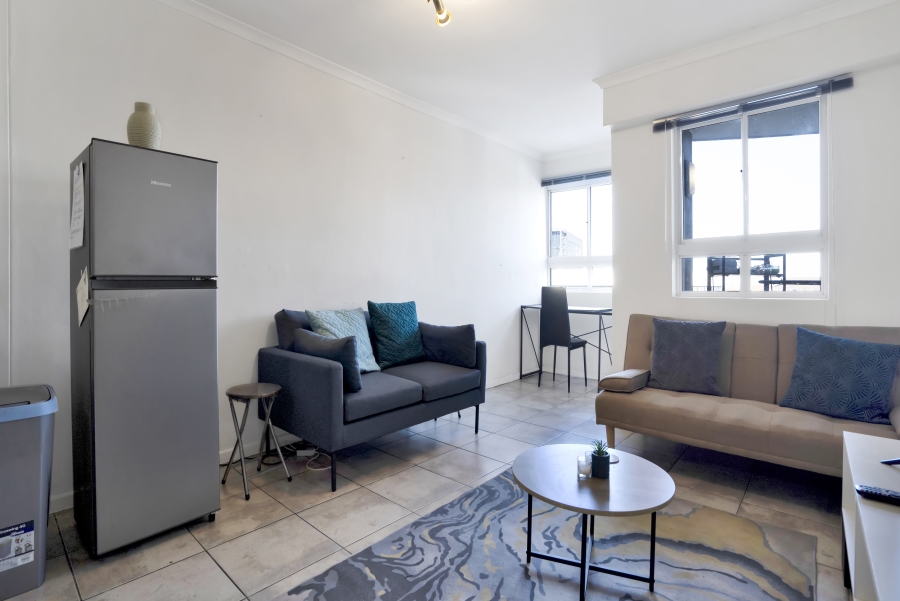 1 Bedroom Property for Sale in Woodstock Western Cape